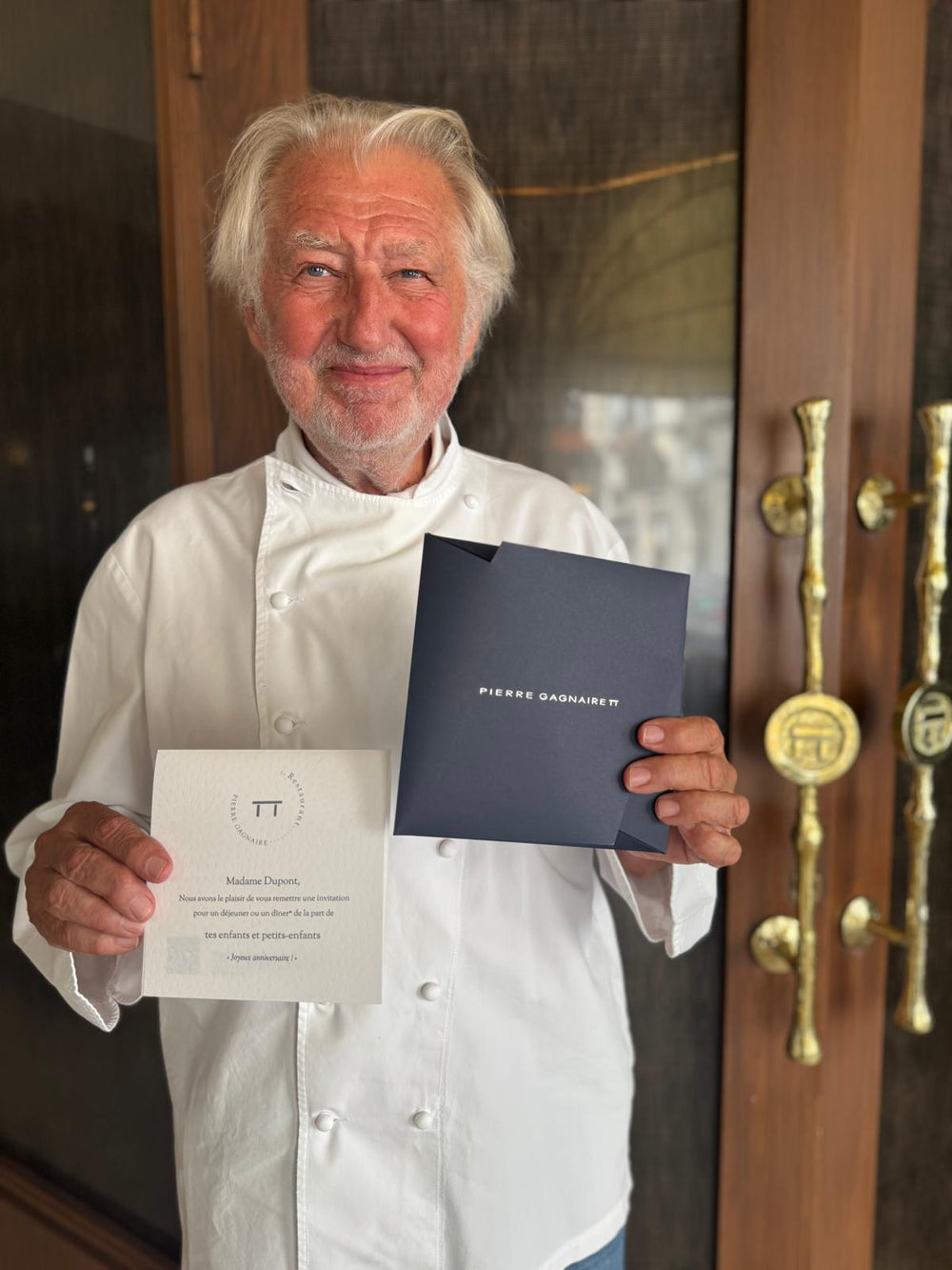 Customizable invitation card (form to be completed after purchase)